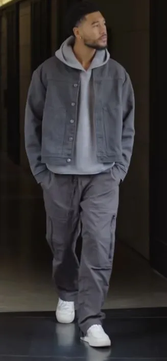 One Hoodie, Five Fits: The Only Capsule Challenge You Actually Need