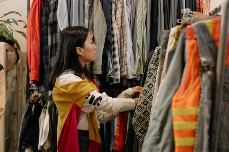 Zero Budget, Maximum Drip: Building Killer Streetwear Looks From the Thrift Rack Up